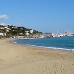 4 Pers, Climatise, Parking, A Pied - - Fr-1-251-509 Apartment