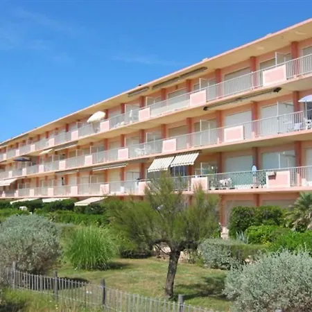 4 Pers, Climatise, Parking, A Pied - - Fr-1-251-509 * Le Lavandou